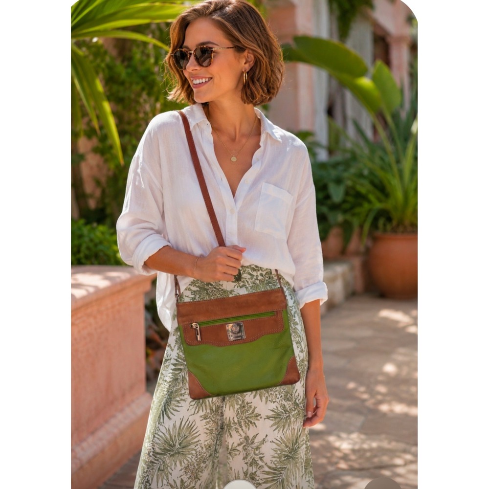 7A: I Medici Firenze Green Brown Italian Leather Crossbody Messenger Bag Small
